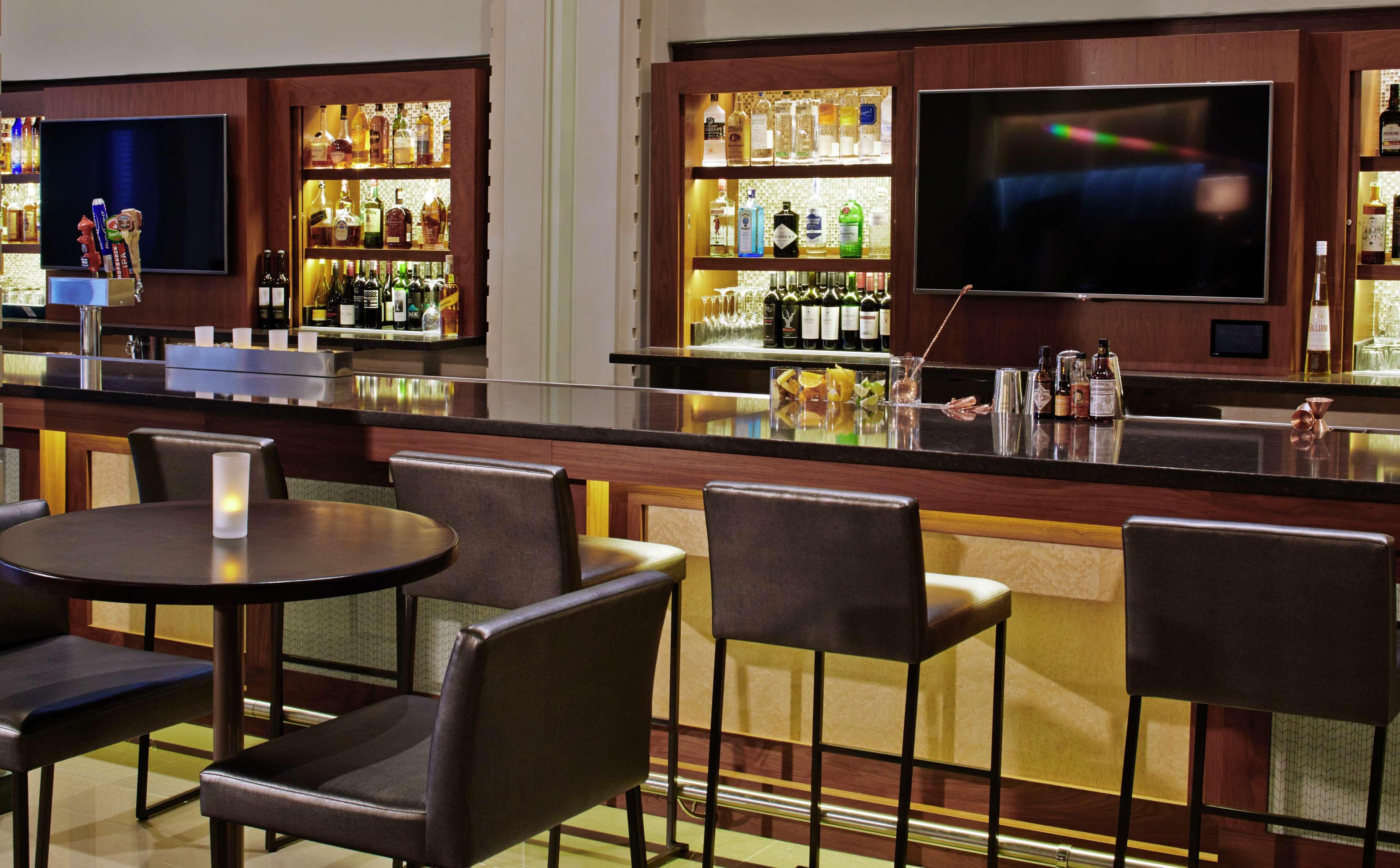 Hilton Garden Inn Phoenix Downtown Екстер'єр фото