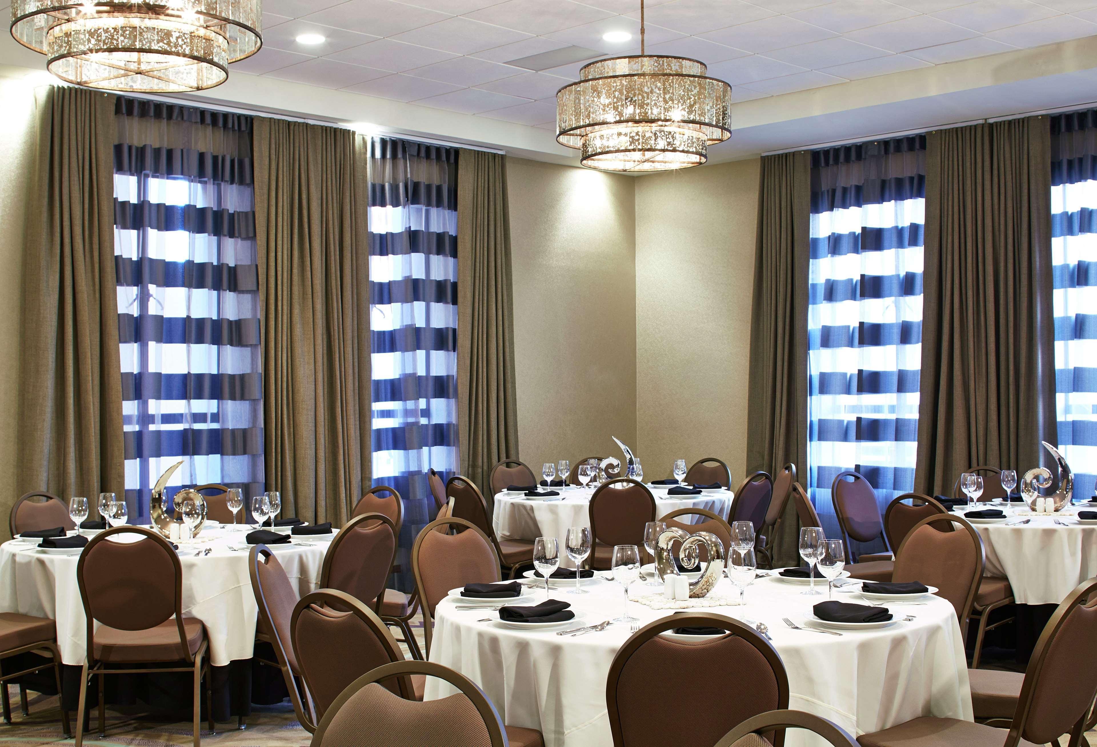 Hilton Garden Inn Phoenix Downtown Екстер'єр фото