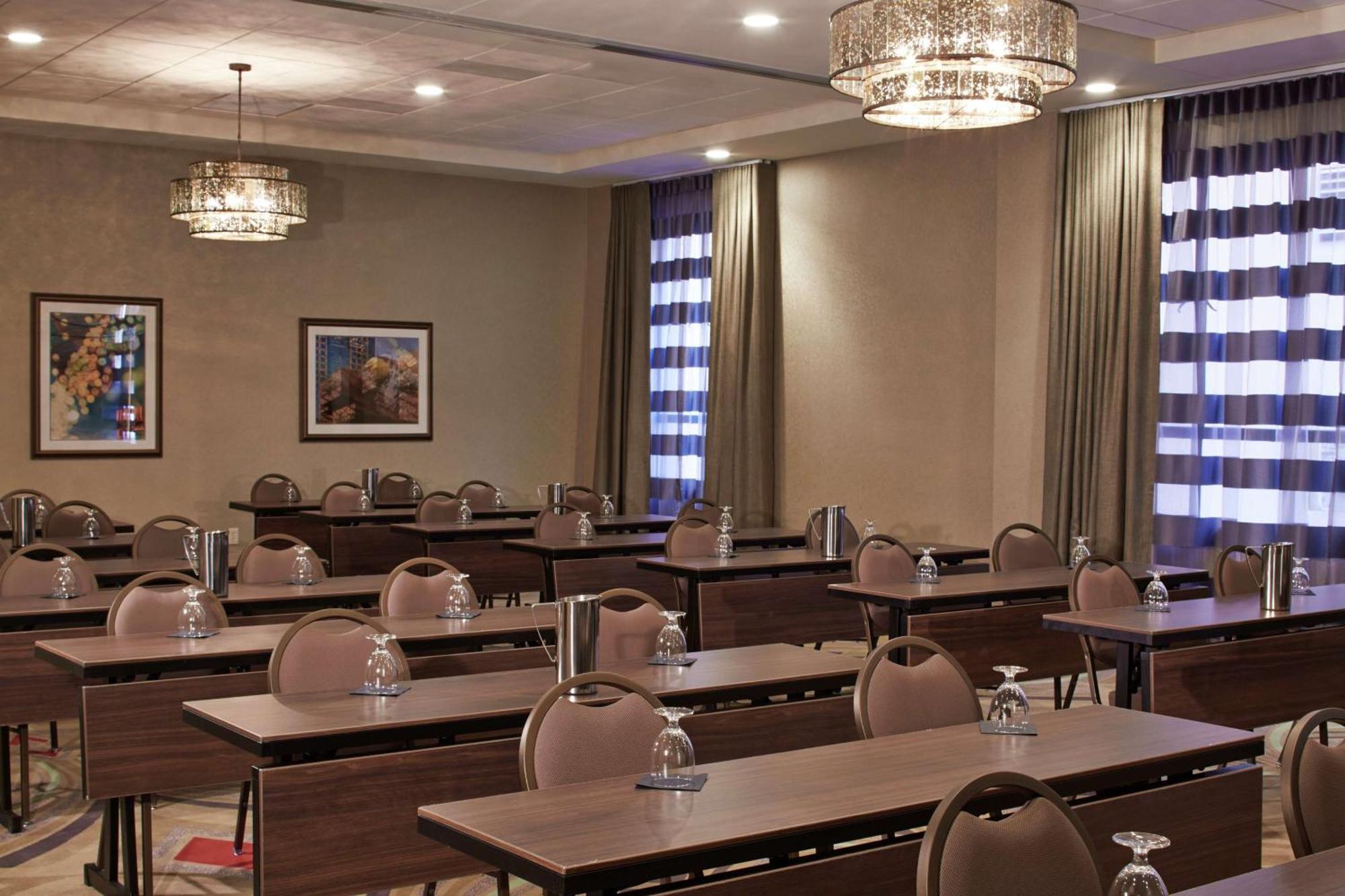 Hilton Garden Inn Phoenix Downtown Екстер'єр фото